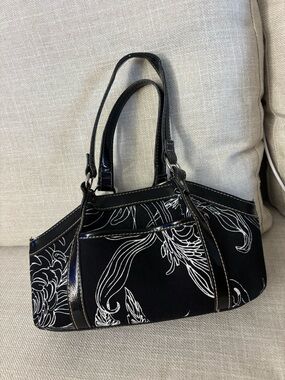 Black Floral-Print Women’s Tote Bag